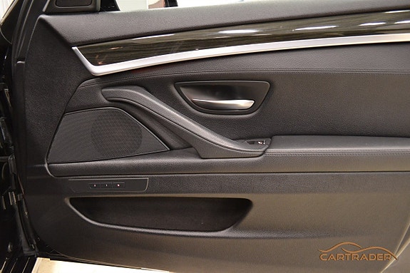 BMW 525 16 of 19
