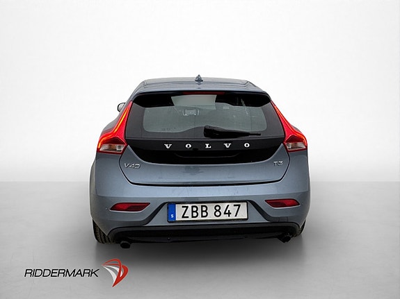 Volvo V40 8 of 27