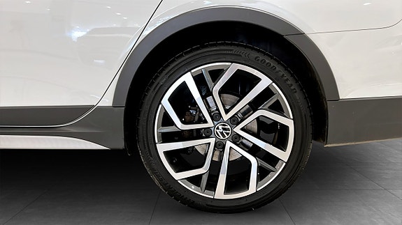 Volkswagen Golf I 6 of 22
