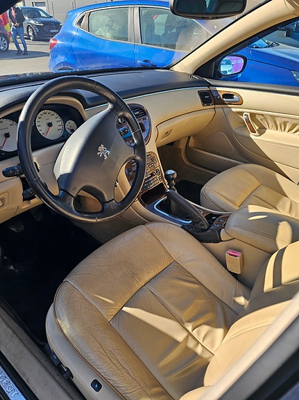 Peugeot 607 8 of 10