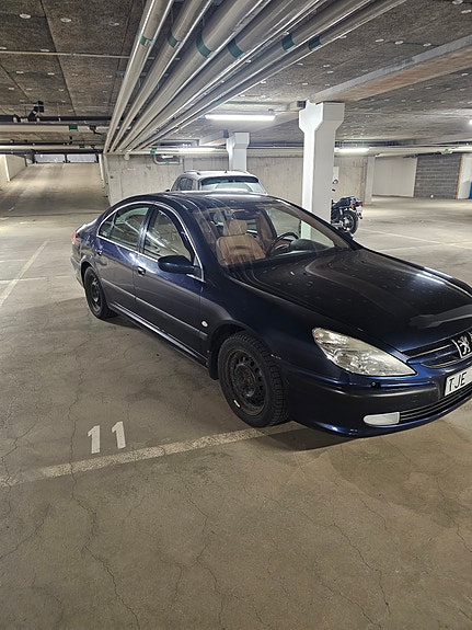 Peugeot 607 2 of 5