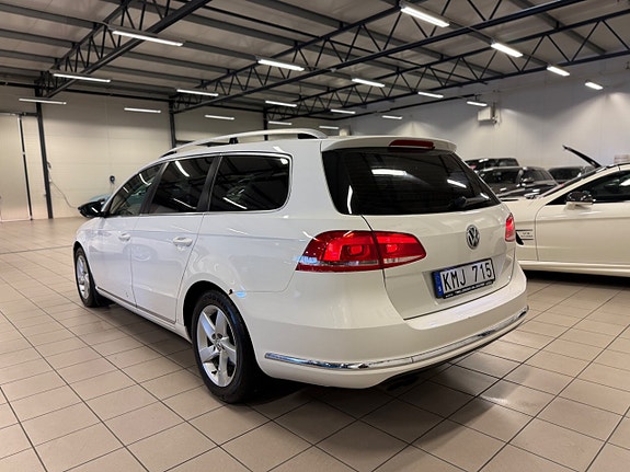 Volkswagen Passat 8 of 18