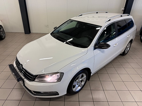 Volkswagen Passat 3 of 5