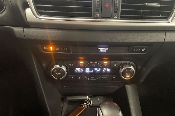 Mazda 3 11 of 18