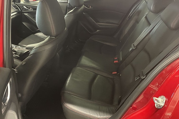 Mazda 3 17 of 18