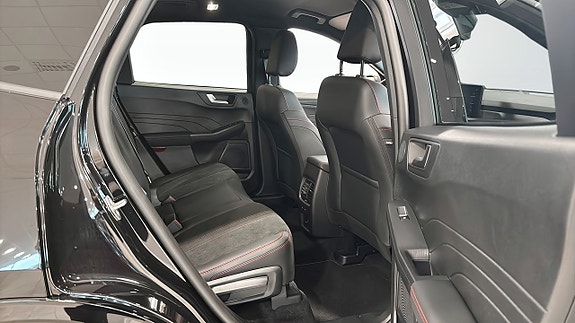 Ford Kuga 5 of 12
