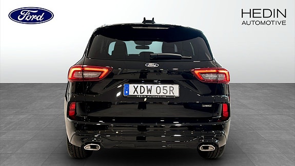 Ford Kuga 7 of 12