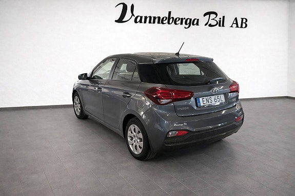 Hyundai i20 4 of 5