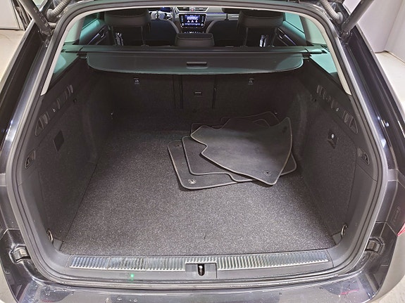 Skoda Superb 15 of 20