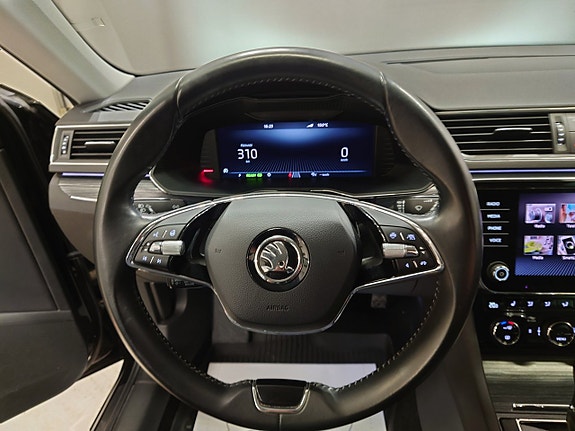 Skoda Superb 10 of 20