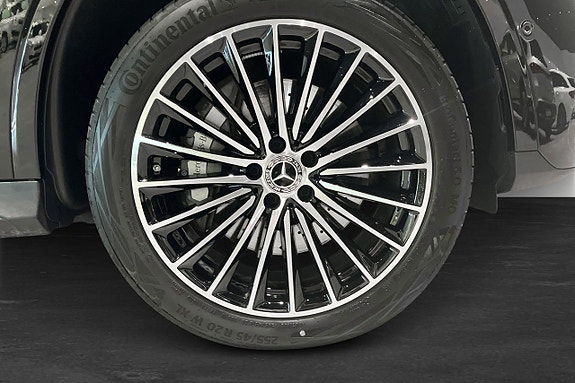 Mercedes-Benz GLC300 de 5 of 17