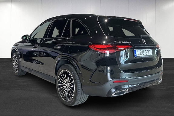 Mercedes-Benz GLC300 de 7 of 17