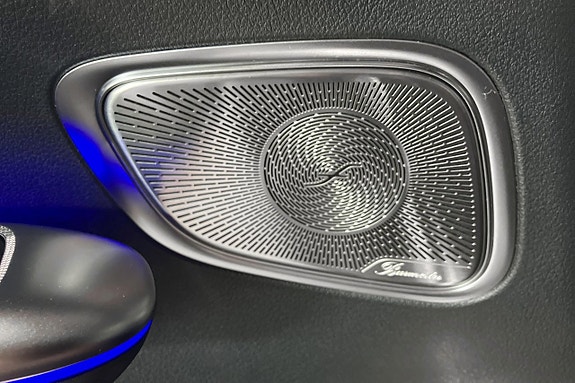 Mercedes-Benz GLC300 de 11 of 17