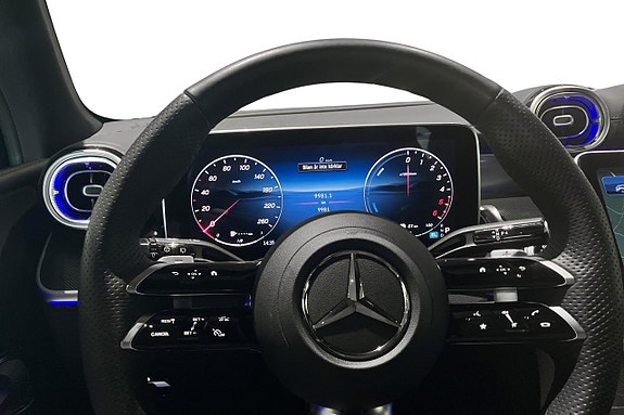 Mercedes-Benz GLC300 de 3 of 17