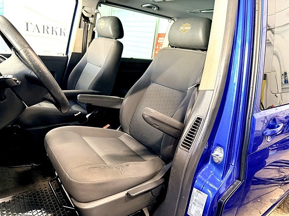 Volkswagen Transporter 7 of 12