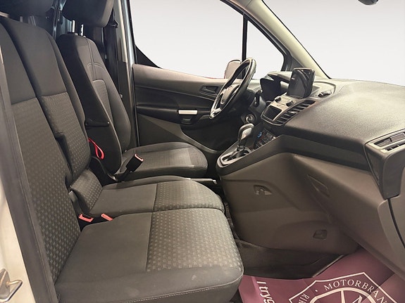 Ford Transit Connect 10 of 15