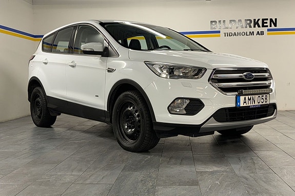 Ford Kuga 2 of 11