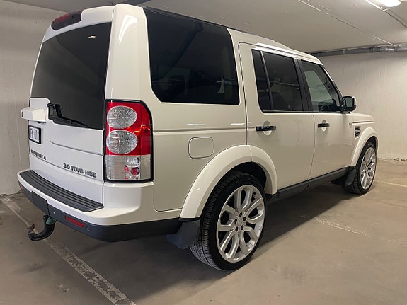 Land Rover Discovery 4 5 of 5