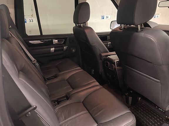 Land Rover Discovery 4 11 of 22