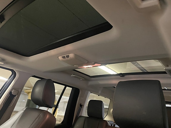 Land Rover Discovery 4 20 of 22