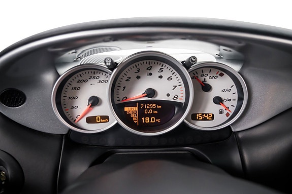 Porsche Boxster S 17 of 26