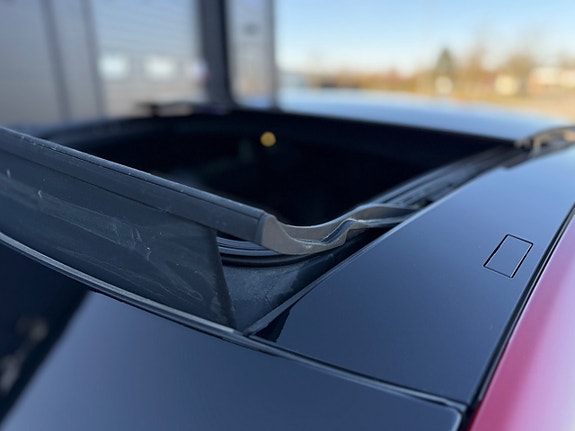 Tesla Model S 19 of 25