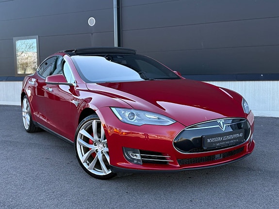 Tesla Model S 4 of 25
