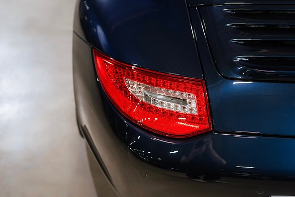 Porsche 911 10 of 28