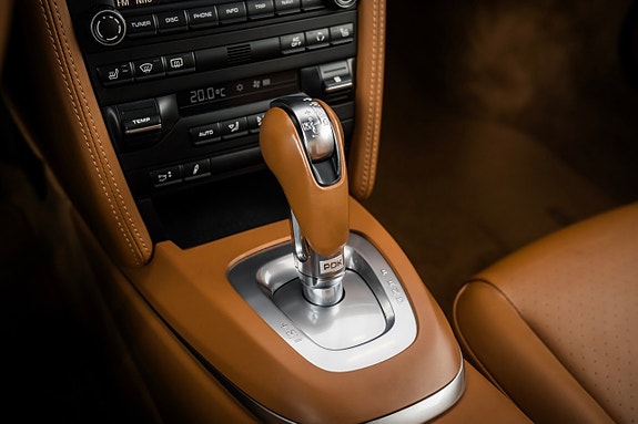 Porsche 911 18 of 28
