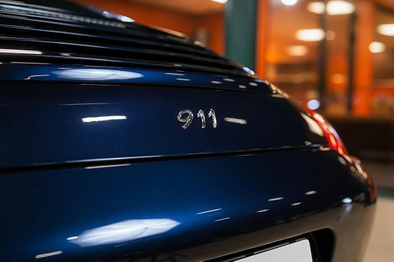 Porsche 911 11 of 28