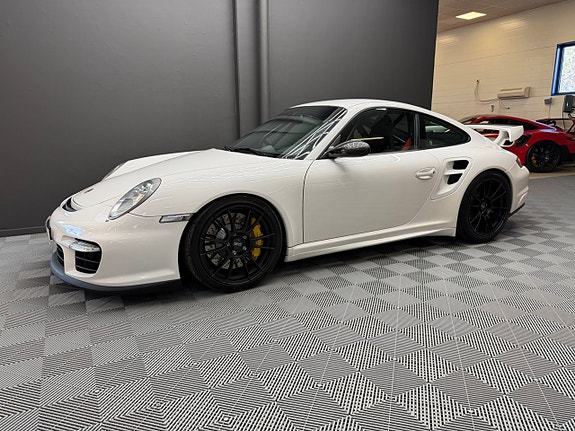 Porsche 911 GT2