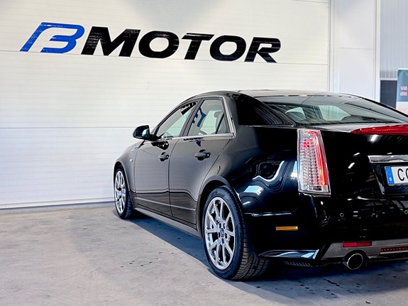Cadillac CTS 10 of 22