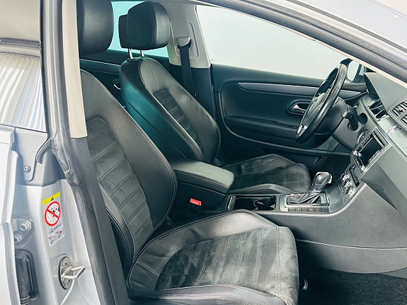 Volkswagen CC 14 of 21