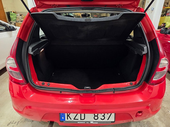 Dacia Sandero 7 of 10