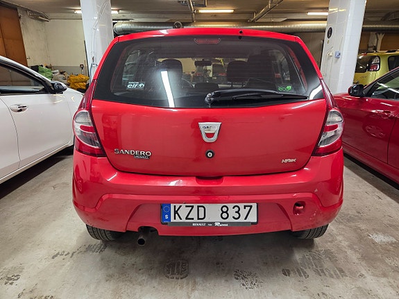Dacia Sandero 4 of 5