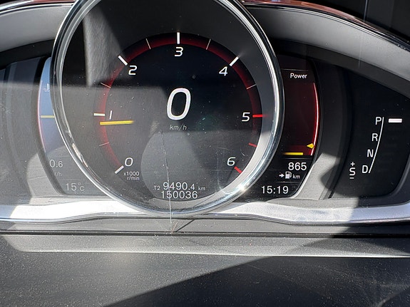 Volvo V60 8 of 9