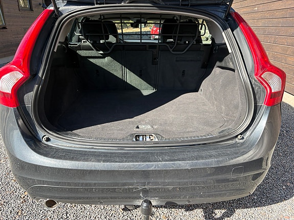 Volvo V60 7 of 9