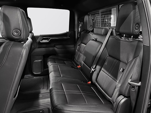 Chevrolet Silverado 1500 10 of 21