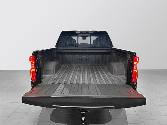 Chevrolet Silverado 1500 4 of 21