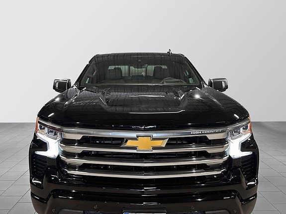 Chevrolet Silverado 1500 8 of 21
