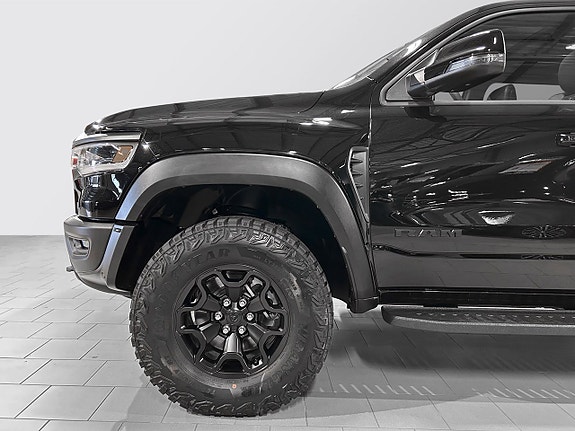 Dodge RAM 1500 18 of 30