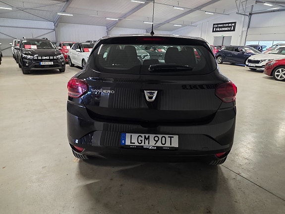 Dacia Sandero 4 of 5