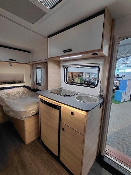 Caravelair Alba 450 Anniversary 7 of 14