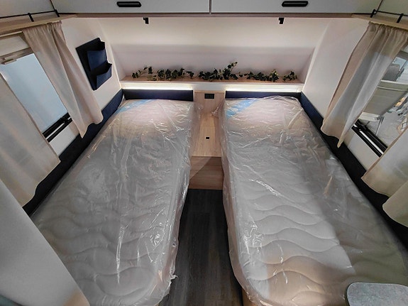 Caravelair Alba 450 Anniversary 12 of 14
