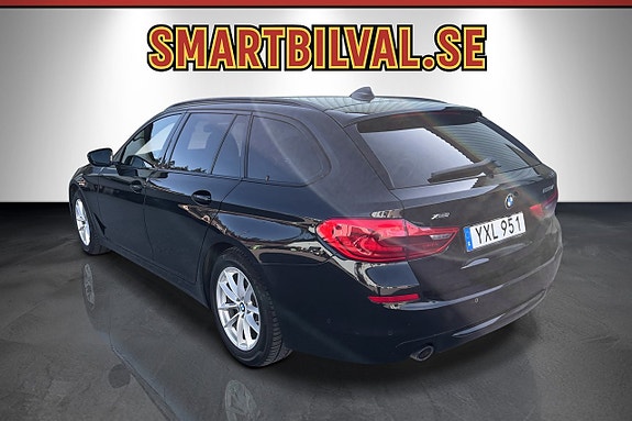 BMW 520d 3 of 5
