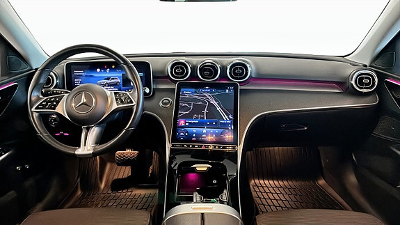 Mercedes-Benz C300 4 of 5