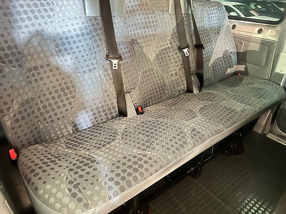 Ford Transit 7 of 11