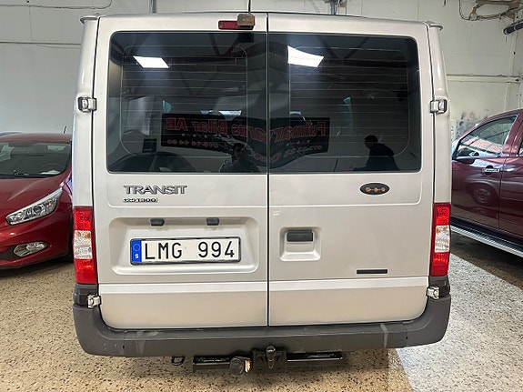 Ford Transit 11 of 11