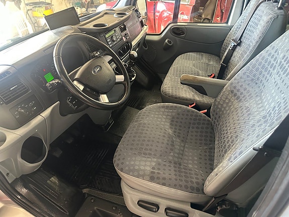 Ford Transit 6 of 11