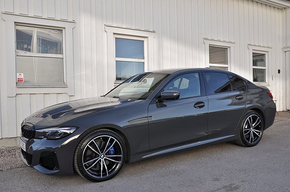 BMW M340d 3 of 14